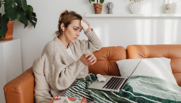 Tosse, gola e naso chiuso: come alleviare i fastidi tipici della stagione