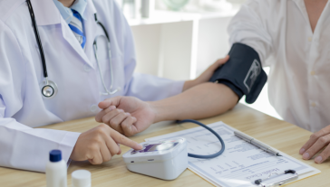 Pressione alta: come tenerla sotto controllo